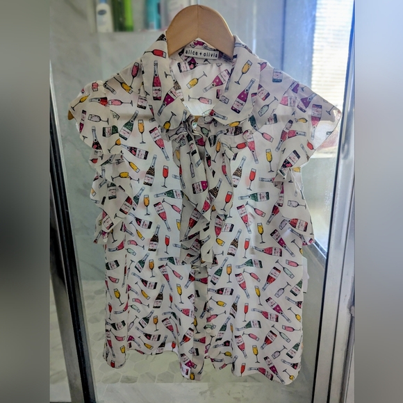Alice + Olivia Tops - Alice + Olivia Robbie Champagne Print Ruffle 100% Silk Blouse